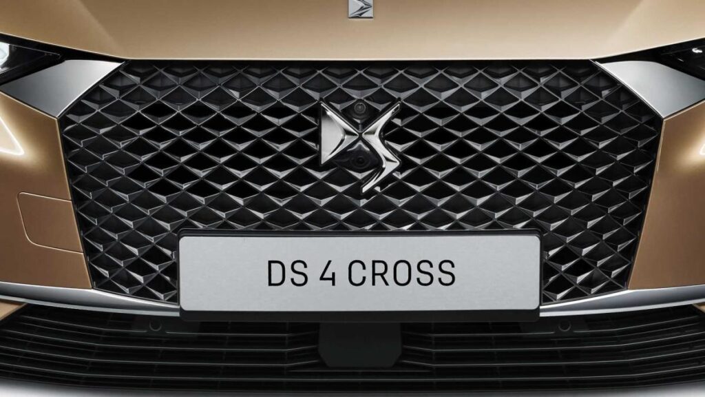 DS 4 5