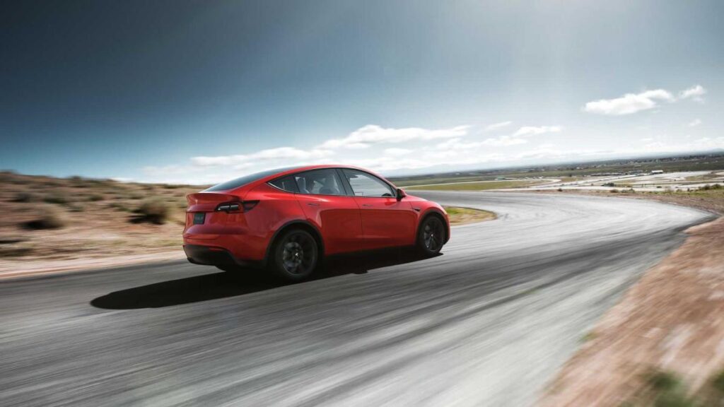 Model Y Long Range 4