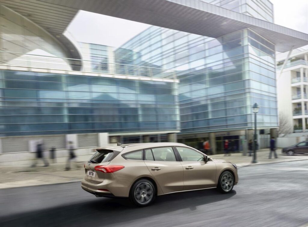focus station wagon galeri 06